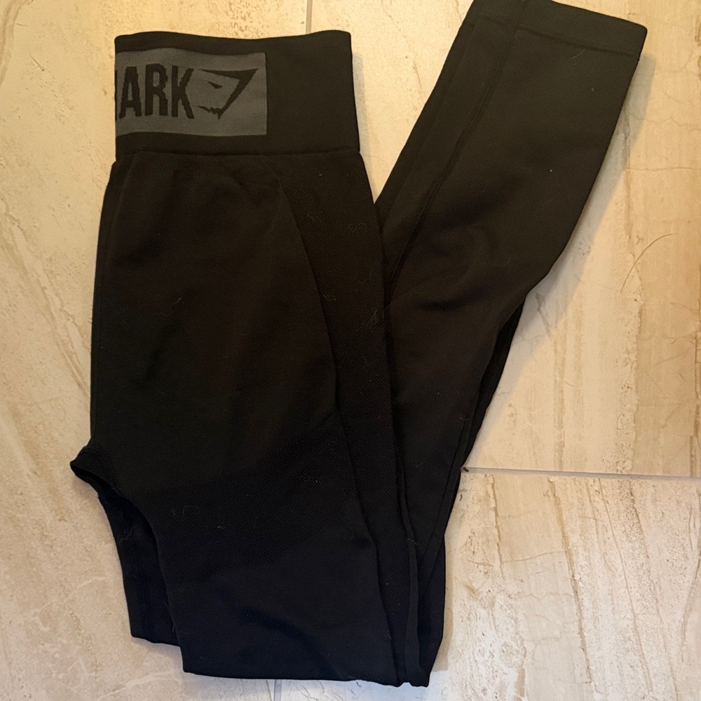 Gymshark high waisted leggings - Picture 2 of 2